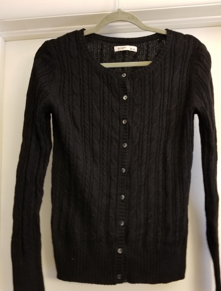 Like new black cable knit long sleeve cardigan